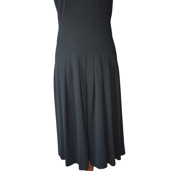 Escada Black Cap Sleeve Pleated Dress. Viscose Blend. Size 36 (US 6) - Picture 3 of 6